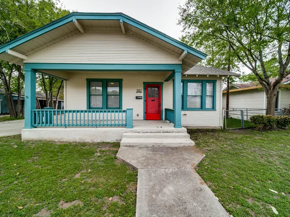1007 Palm St, Seguin, TX 78155