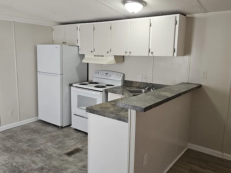 3975 Shallow Creek Ln #225 — Photo 2