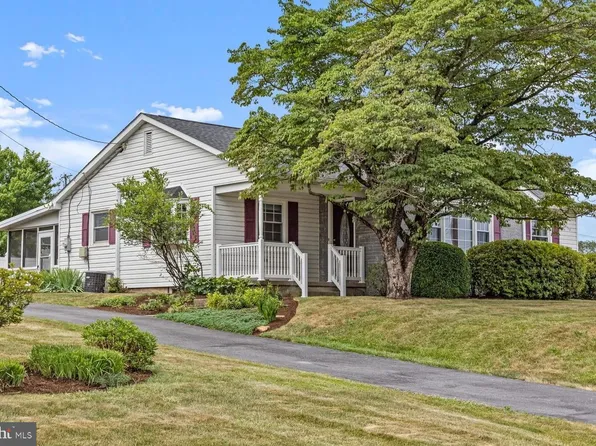 6115 Ann St, Harrisburg, PA 17111