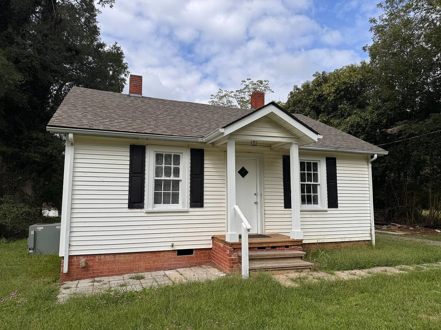Newly Renovated 2 bed, 1 bath house located in Mt. Gilead! — Photo 1