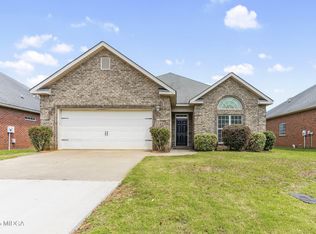 128 Glen Arbor Ln, Warner Robins, GA 31088