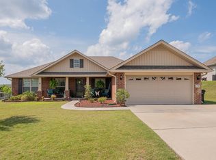 259 Waterford Cove Trl, Calera, AL 35040
