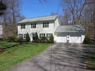 287 Black Ash Rd, Oakdale, CT 06370