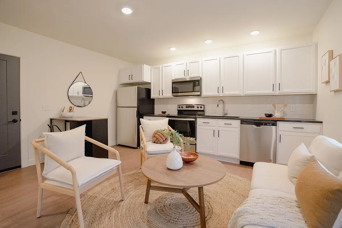 Floor plan 210