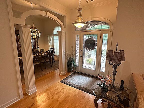 Entry way