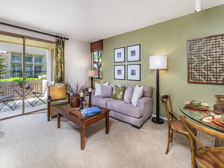 San Mateo Apartment Homes — Photo 10