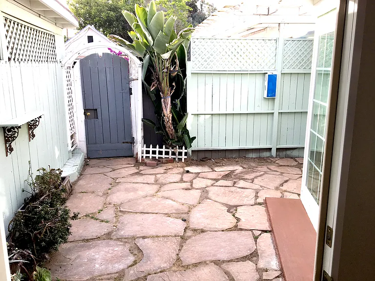 419 Hill St #4 — Photo 2