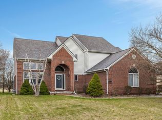 3755 Shefford Blvd, Canton, MI 48188