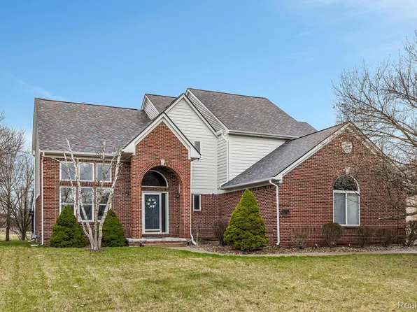 3755 Shefford Blvd, Canton, MI 48188