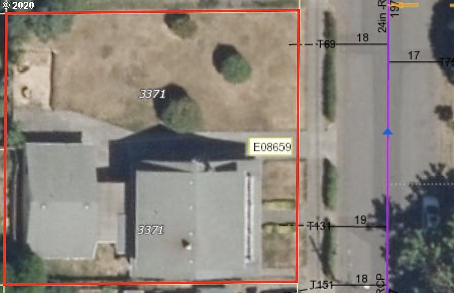 2nd image of 3361 SE 10th Ave