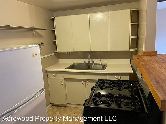 5th image of 2121 E 14th Ave APT 1