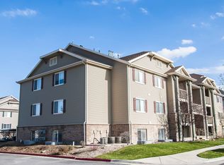 8086 N Ridge Loop W APT 3, Eagle Mountain, UT 84005