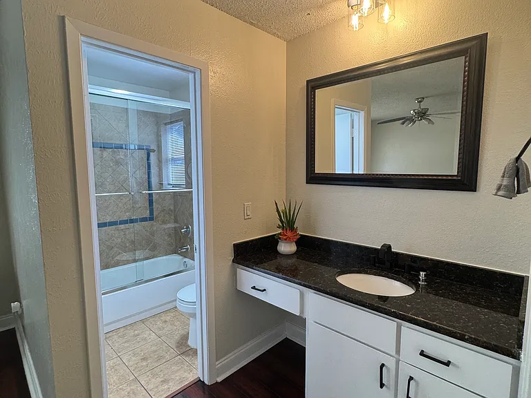402 Fort Drum Dr — Photo 6
