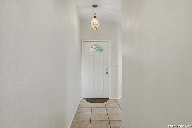 4 bed, 2.5 bath, 2259 sqft, $2,200 — Photo 4