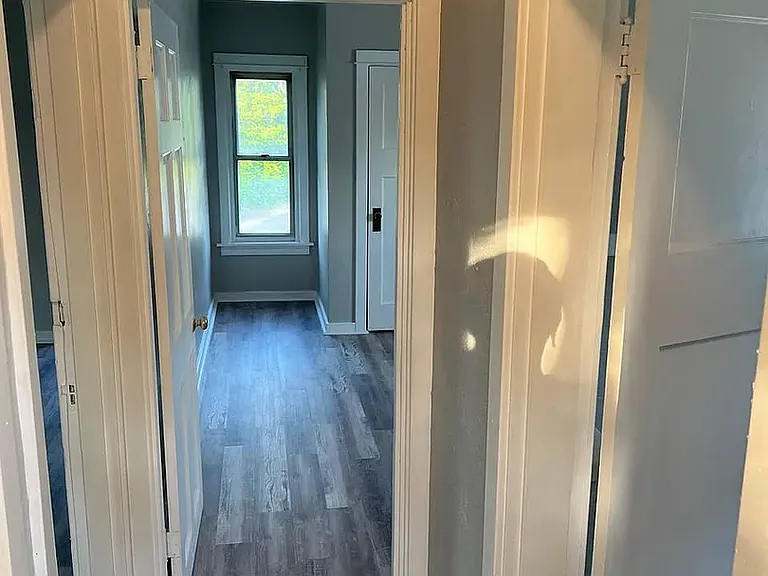 1045 Philadelphia Dr — Photo 4