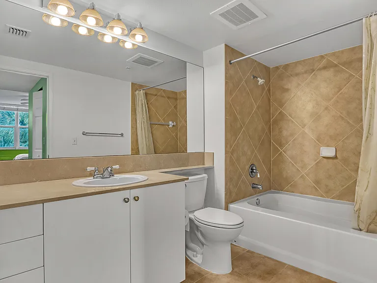 700 E Boynton Beach Blvd #312 — Photo 17