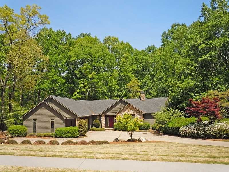 1st image of 576 Keeler Woods Dr