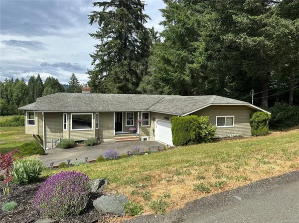 2267 Regina Dr, North Cowichan, BC V9L 5V3