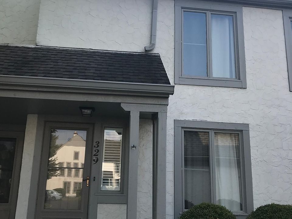 1st image of 329 Saint Andrews Dr
