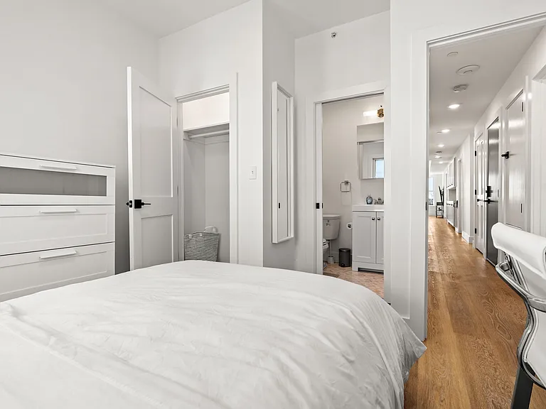 695 Bennington St #3 — Photo 2