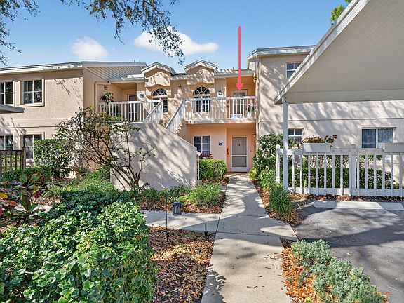 3rd image of 2810 Citrus Lake Dr #U-201