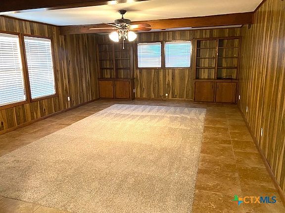 5th image of 4615 Camellia St