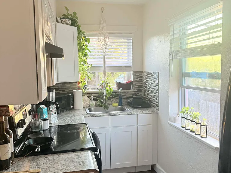 2858 Freemont Ter S #3 — Photo 3