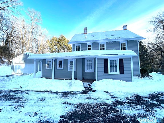 2nd image of 20 Mountain Road