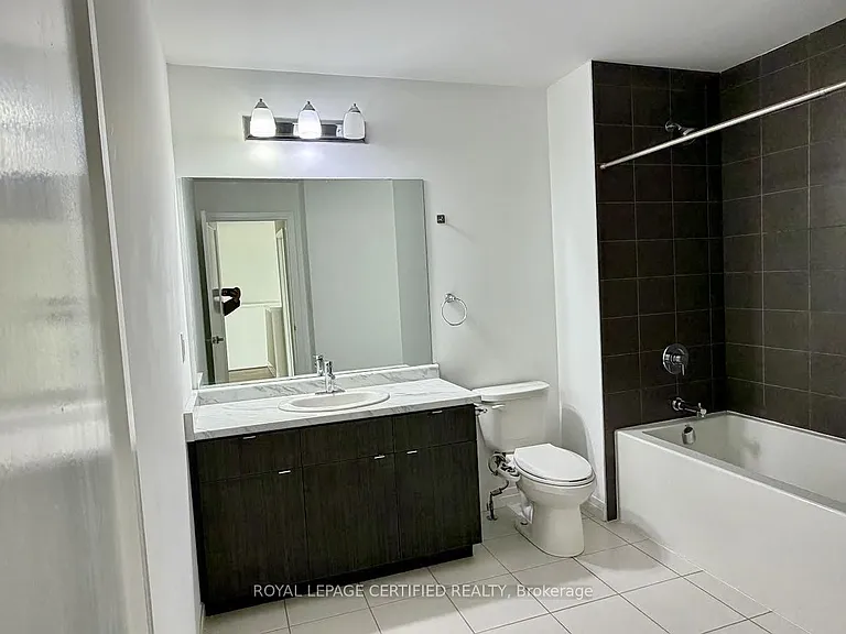 40 Lexington Ave — Photo 27
