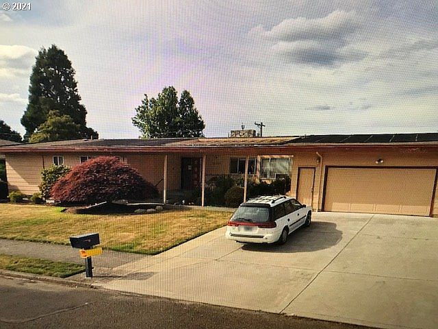 2nd image of 12435 NE Rose Pkwy