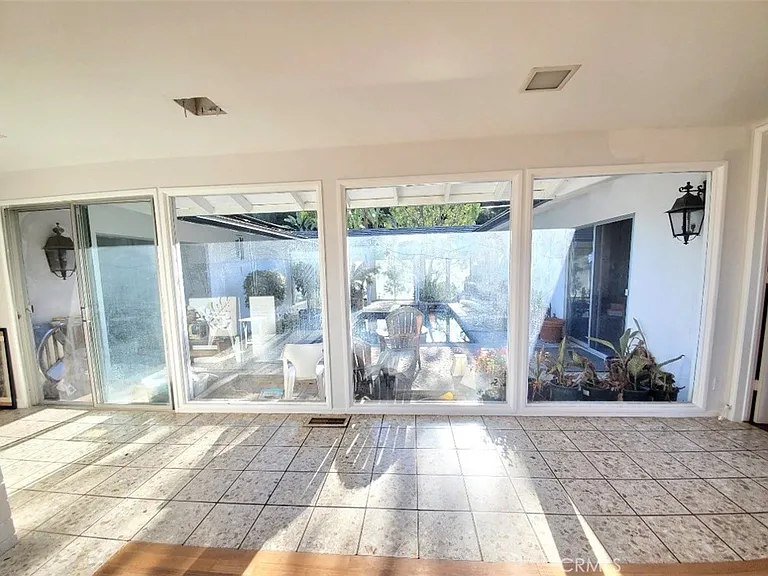 15198 Darnell Dr — Photo 6