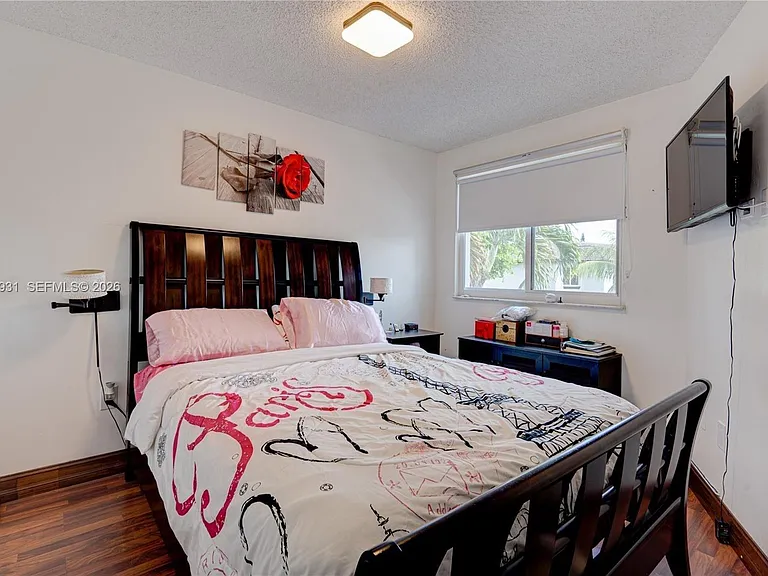 8535 SW 152nd Ave #204 — Photo 26