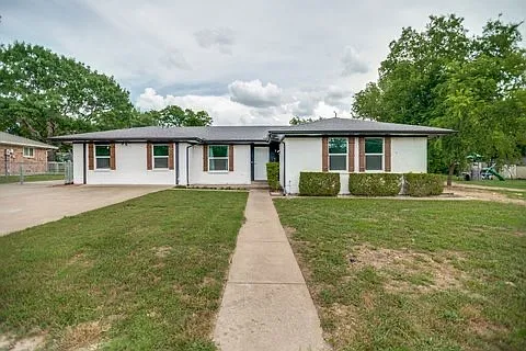 3317 Ovilla Rd Photo 1