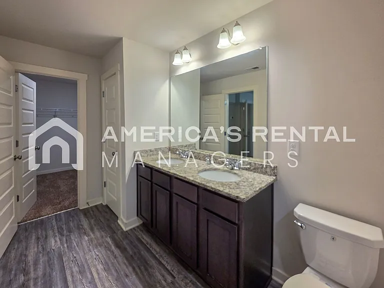 680 The Heights Ln — Photo 47