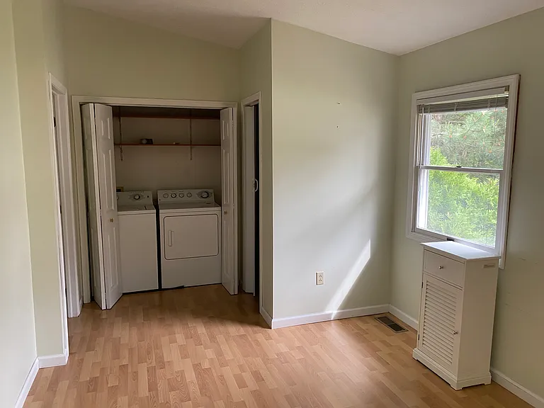 882 Indian Trail Blvd — Photo 11
