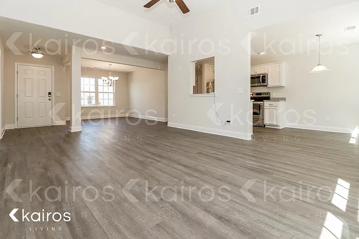 225 Western Red Cedar Dr — Photo 3