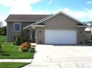 6516 W Strabane Trl, Sioux Falls, SD 57106