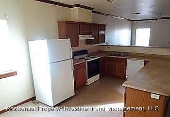 2nd image of 949 W Cocopah St
