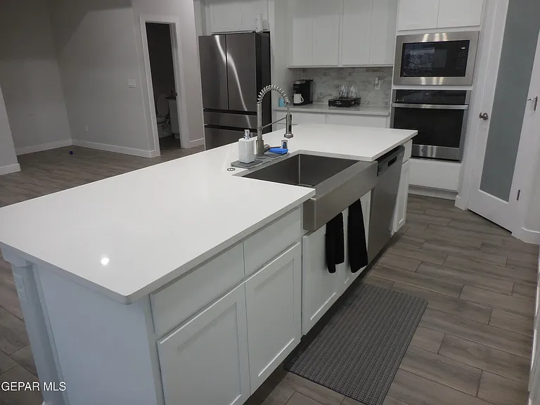 7405 Norte Portugal Ln — Photo 8
