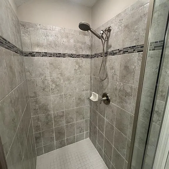 16154 Monterey Greens Cir — Photo 29