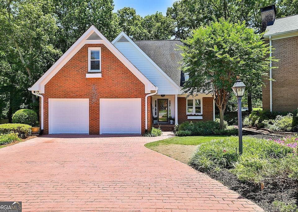 1st image of 3200 Palisades Ct SE