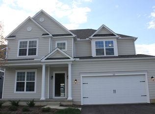 63 Douglass Ct, Lewis Center, OH 43035