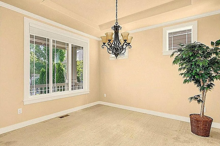 4 bed, 2920 sqft, $5,000 — Photo 3