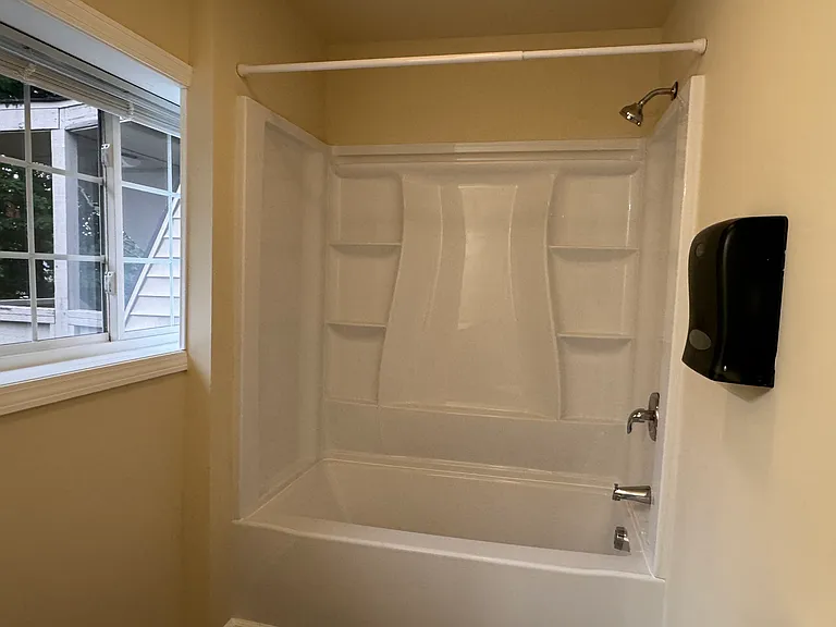 5 Meadow St #202 — Photo 4