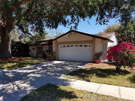 2nd image of 10410 Willowbrae Dr