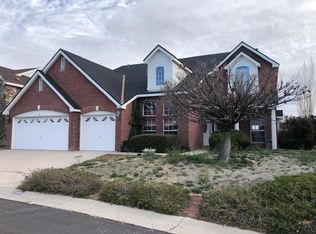 4443 Hillcrest Ave NW, Albuquerque, NM 87120