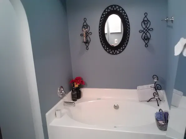 4324 Bowman Meadow Dr, Canal Winchester, OH 43110