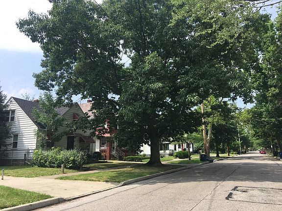 4th image of 3729 E 151st St