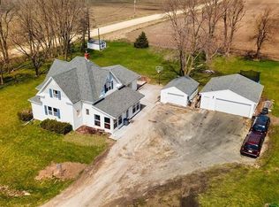 1397 Prairie Chapel Rd, Springville, IA 52336
