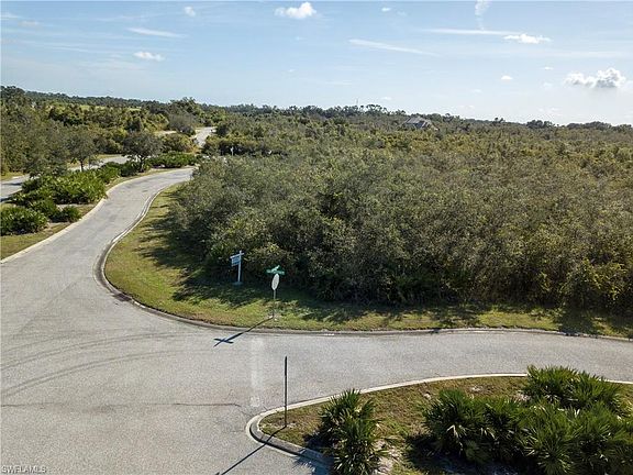 3rd image of 22940 Florida Rosemary Ln